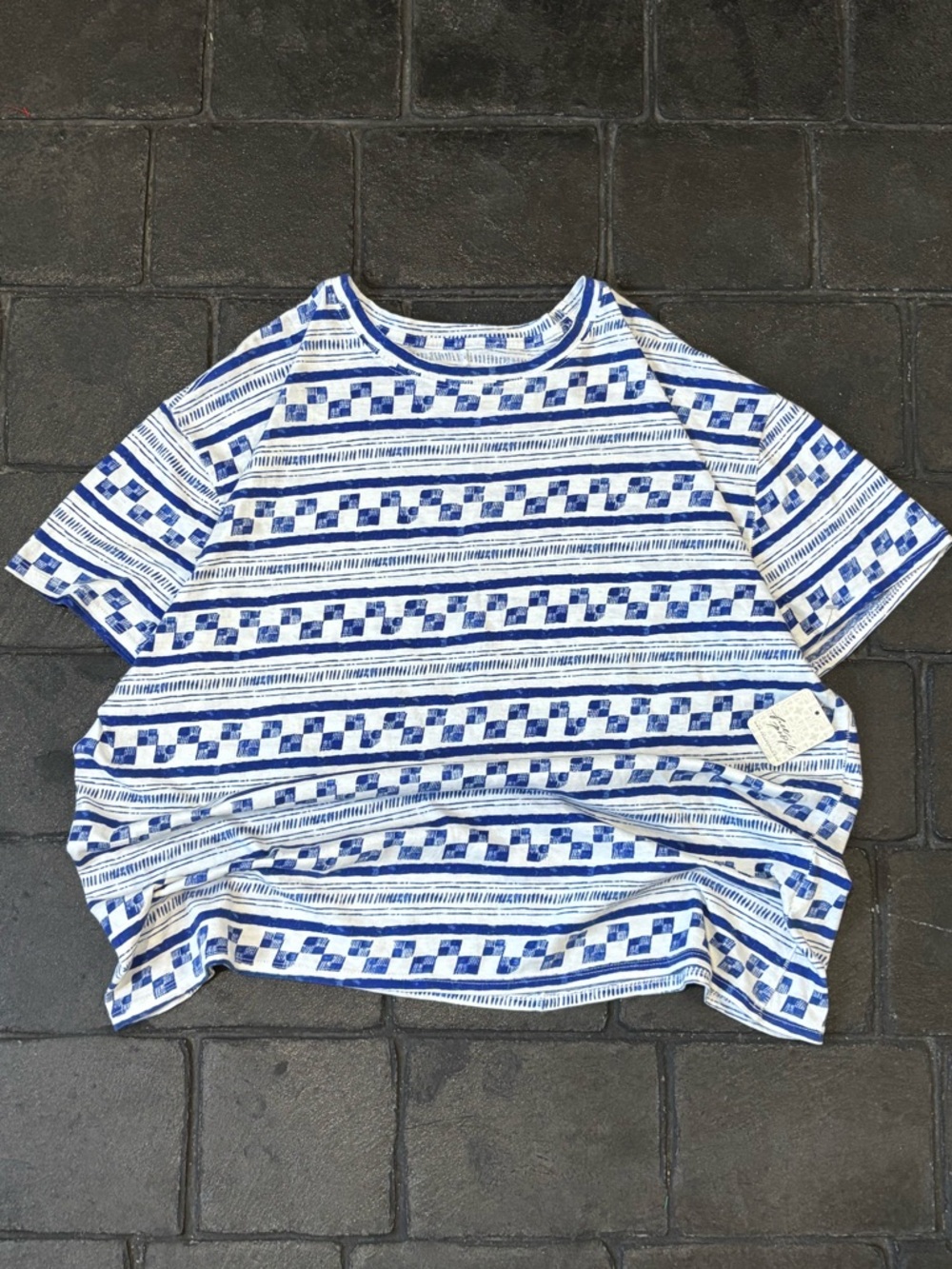 Free People Nina printed t-shirt navy/white size small oversized
NWT